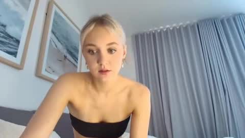 lilyflex online show from April 2026 01:25:02 AM