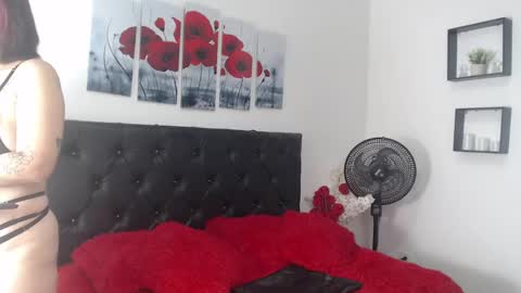 lilyfox23 online show from December 2024 12:24:01 PM