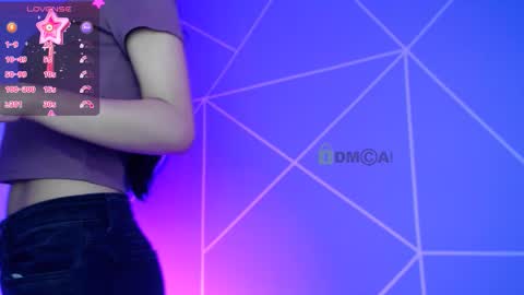 Snapshot of lilylouisee_ chatting on October 2025 01:32:01 PM Liliana louise online show from October 2025 01:32:01 PM