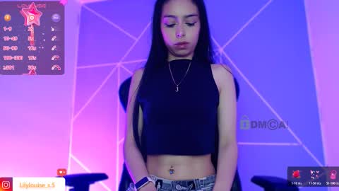 Snapshot of lilylouisee_ chatting on November 2025 11:14:02 PM Liliana louise online show from November 2025 11:14:02 PM