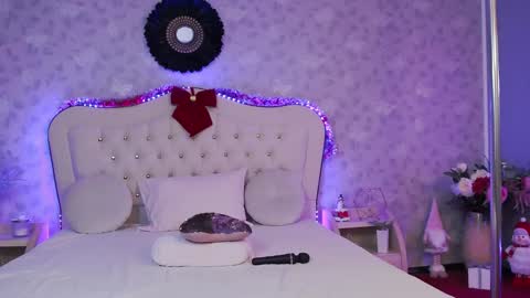 Snapshot of lilyrose_ chatting on December 2024 07:17:02 AM online show from December 2024 07:17:02 AM