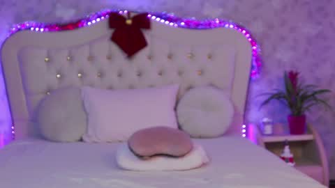 Snapshot of lilyrose_ chatting on December 2024 07:16:01 AM online show from December 2024 07:16:01 AM
