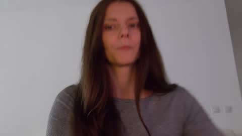 Lily online show from October 2025 01:06:02 PM