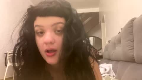 lilyswear online show from February 2025 06:22:01 AM