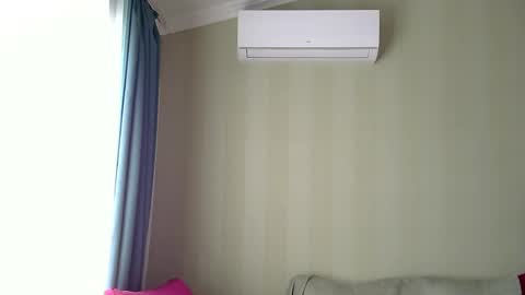 LilyXSky online show from May 2026 02:45:01 PM