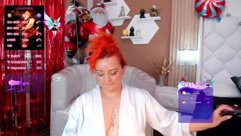 Snapshot of lilyybigass chatting on December 2024 06:17:02 PM Lilly online show from December 2024 06:17:02 PM