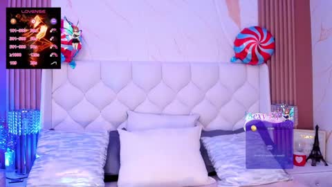 Snapshot of lilyybigass chatting on January 2025 12:05:02 PM Lilly online show from January 2025 12:05:02 PM