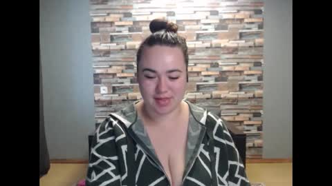 Snapshot of limalagris chatting on October 2025 06:15:01 AM busty princess online show from October 2025 06:15:01 AM