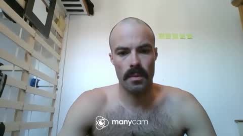 limyisgoddess32 online show from April 2026 12:02:01 PM