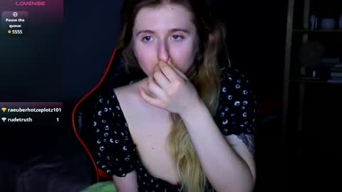 Snapshot of lin_rosex chatting on February 2025 11:02:02 PM MashaMaria online show from February 2025 11:02:02 PM