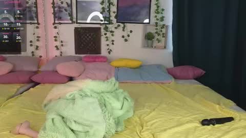 Snapshot of lin_rosex chatting on February 2025 03:10:02 AM MashaMaria online show from February 2025 03:10:02 AM