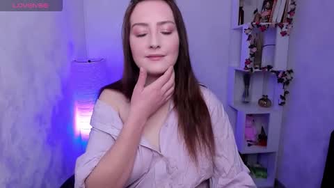 Lina online show from October 2025 02:01:02 AM