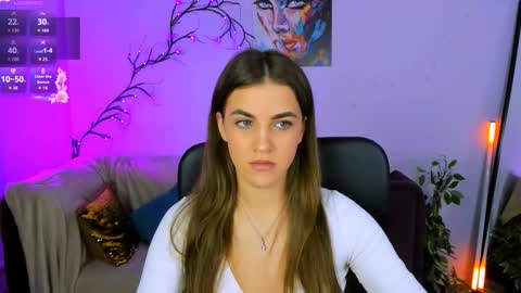 lina_fox12 online show from October 2025 12:28:01 PM