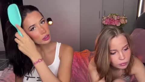 Kriss and Lina online show from February 2026 03:44:02 AM