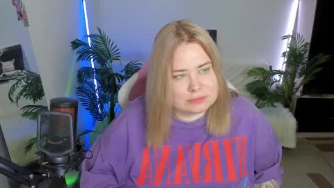 lina_linx online show from February 2025 06:47:02 PM