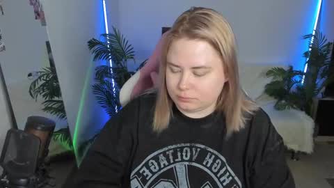 lina_linx online show from March 2025 08:53:01 PM