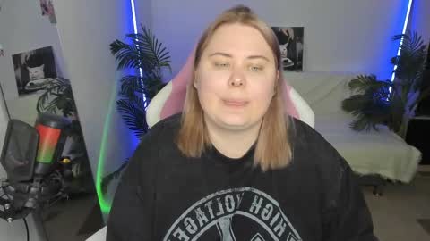 lina_linx online show from March 2025 06:50:01 PM