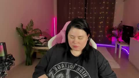 lina_linx online show from September 2025 07:14:02 PM