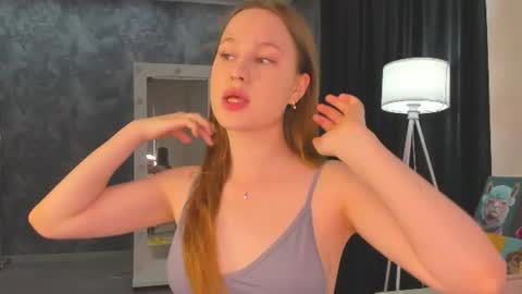 Snapshot of lina_smilee chatting on July 2026 01:14:01 AM Lina online show from July 2026 01:14:01 AM