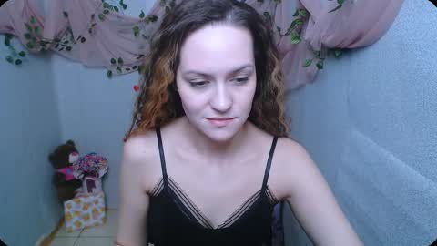 Lina online show from December 2024 08:08:02 AM