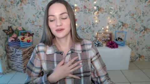 Lina online show from February 2025 07:03:01 AM