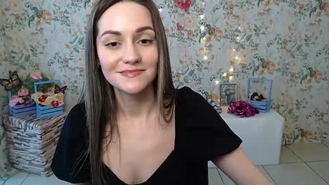 Lina online show from February 2025 09:53:02 AM