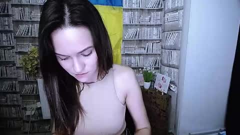 Lina online show from November 2025 09:08:02 AM