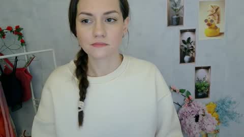 Lina online show from January 2026 06:39:02 AM