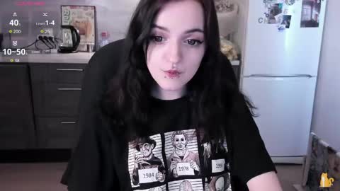 Lina 3  1715622743 online show from April 2026 07:14:01 AM