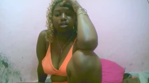 linah1123 online show from November 2025 10:59:01 AM