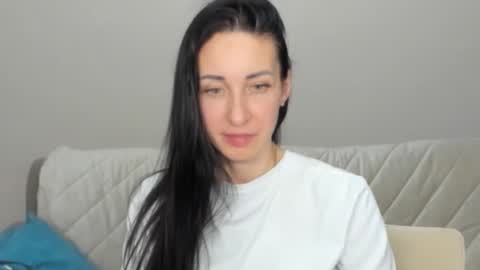 LinaLivee online show from February 2026 06:58:01 PM