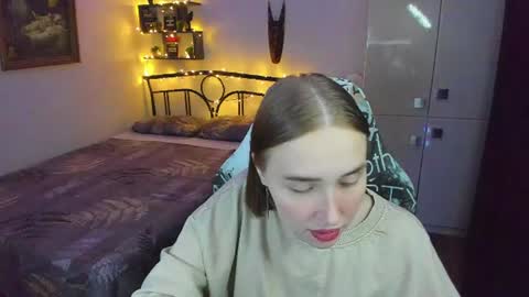 Lina online show from June 2026 09:16:01 PM