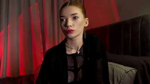 Snapshot of linavelle chatting on May 2026 01:58:01 AM LinaVelle online show from May 2026 01:58:01 AM