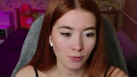 Luna online show from April 2026 07:58:01 PM