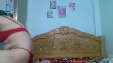 Snapshot of linda2493 chatting on September 2025 12:40:02 PM linda2493 online show from September 2025 12:40:02 PM