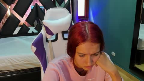  Linda  online show from December 2024 06:20:02 PM