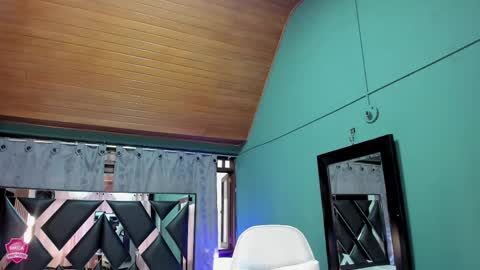  Linda  online show from March 2025 12:53:02 PM