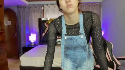  Linda  online show from June 2026 06:08:02 PM