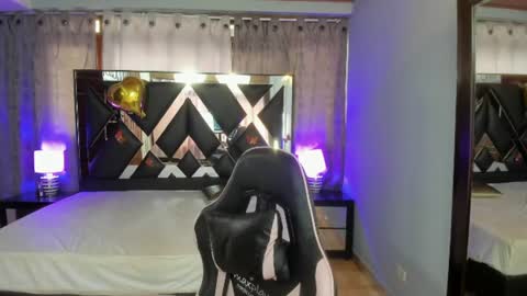  Linda  online show from June 2026 06:33:01 PM