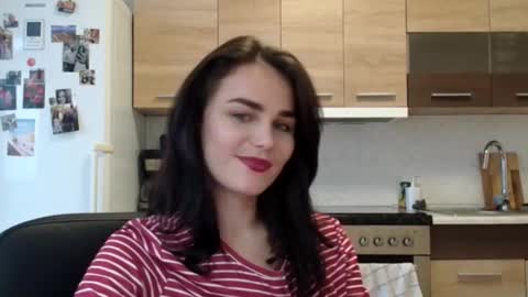 Linda online show from October 2025 02:58:02 PM