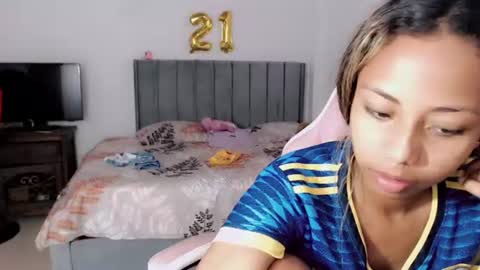 Snapshot of linda_brown_1 chatting on July 2026 12:48:02 PM linda brown online show from July 2026 12:48:02 PM