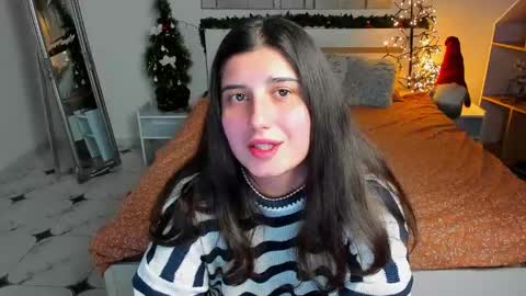 Linda online show from December 2024 07:22:02 PM
