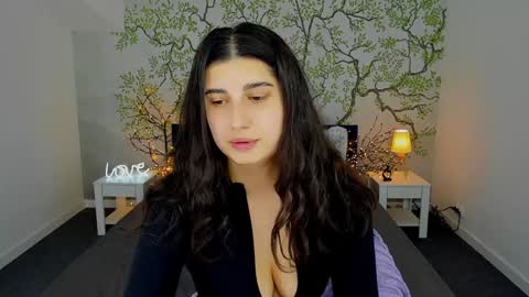 Linda online show from January 2025 04:29:02 PM