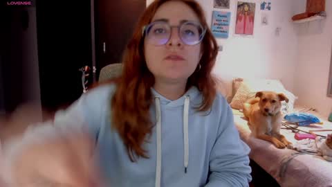 Giggles  online show from December 2024 10:42:02 PM