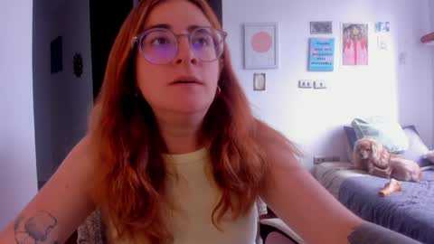 Giggles  online show from December 2024 08:03:02 PM