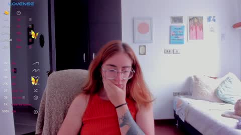 Giggles  online show from January 2025 05:22:02 PM