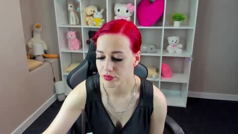 Snapshot of linda_jonys chatting on May 2026 08:32:02 AM Linda online show from May 2026 08:32:02 AM