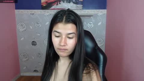 Snapshot of linda_mattel chatting on December 2024 04:16:02 PM Linda online show from December 2024 04:16:02 PM