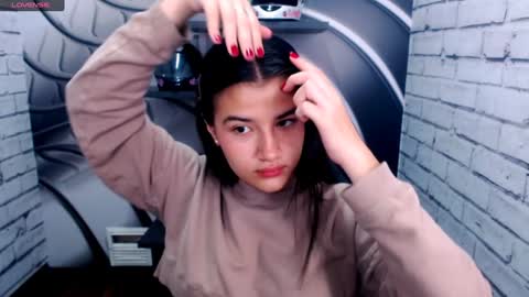Snapshot of linda_mattel chatting on January 2025 03:41:01 PM Linda online show from January 2025 03:41:01 PM