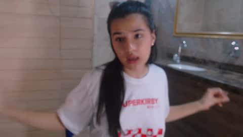 Snapshot of linda_mattel chatting on February 2025 06:16:01 PM Linda online show from February 2025 06:16:01 PM